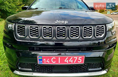 Внедорожник / Кроссовер Jeep Compass 2022 в 