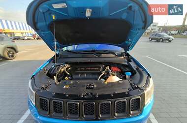 Внедорожник / Кроссовер Jeep Compass 2019 в 