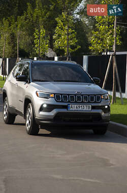Внедорожник / Кроссовер Jeep Compass 2022 в 