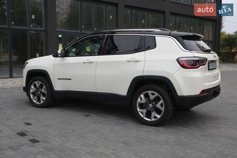 Внедорожник / Кроссовер Jeep Compass 2017 в Кременчуге