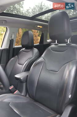Внедорожник / Кроссовер Jeep Compass 2017 в 