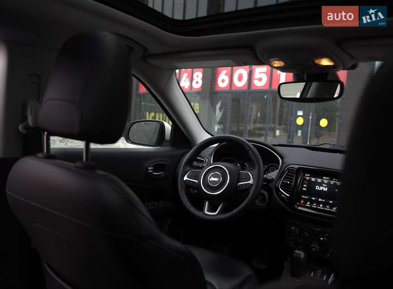 Внедорожник / Кроссовер Jeep Compass 2017 в Кременчуге