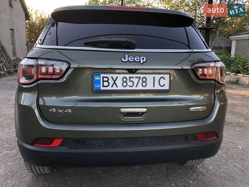 Внедорожник / Кроссовер Jeep Compass 2017 в Хмельницком