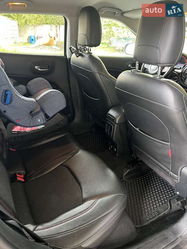 Внедорожник / Кроссовер Jeep Compass 2018 в Харькове