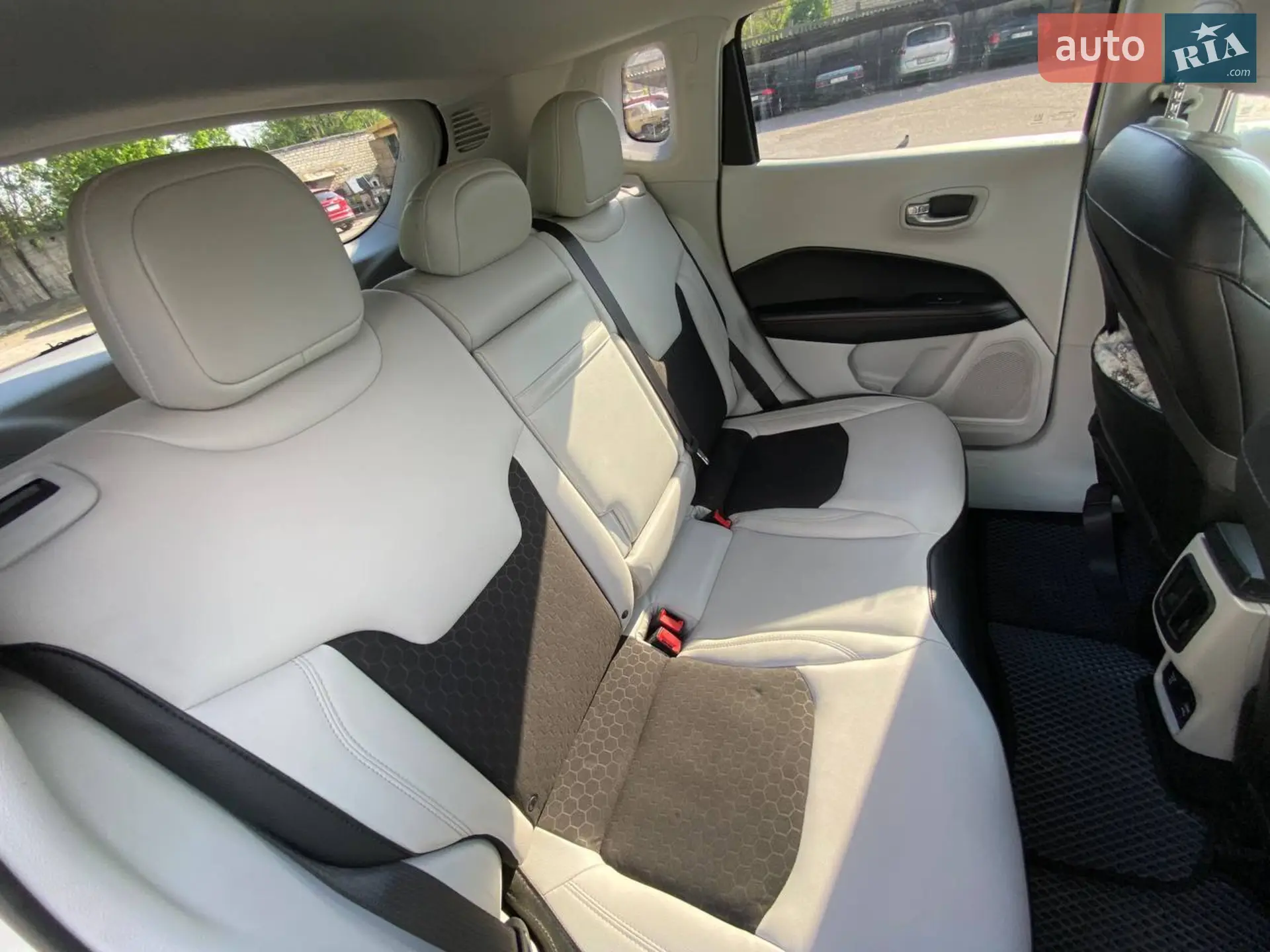 2018 Jeep Compass - мініатюра 7