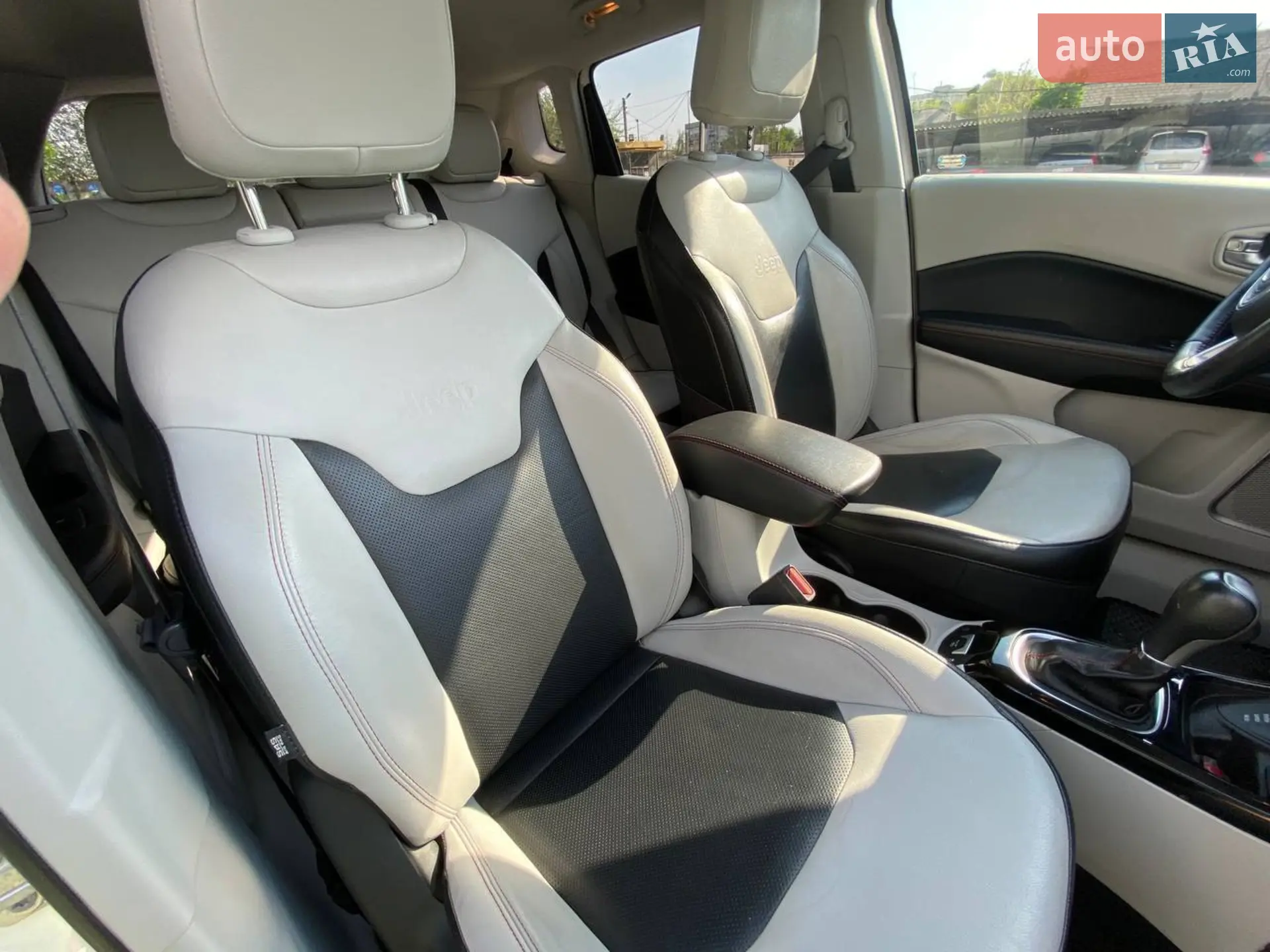 2018 Jeep Compass - мініатюра 8
