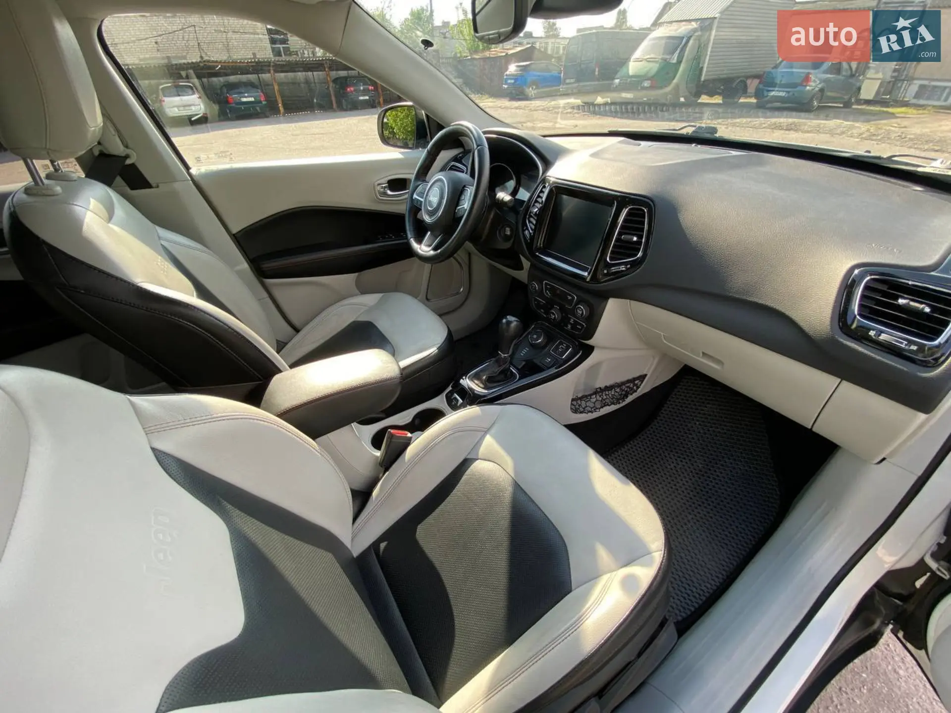 2018 Jeep Compass - мініатюра 9