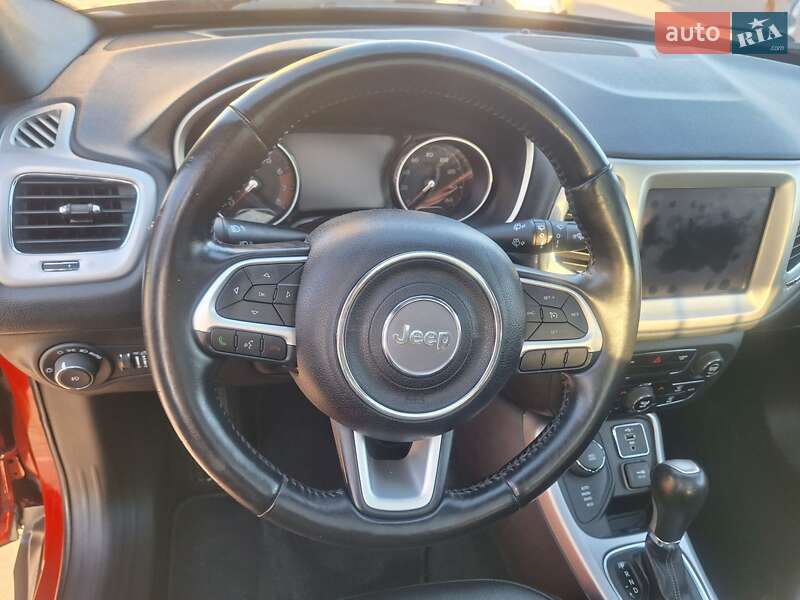Внедорожник / Кроссовер Jeep Compass 2020 в Киеве