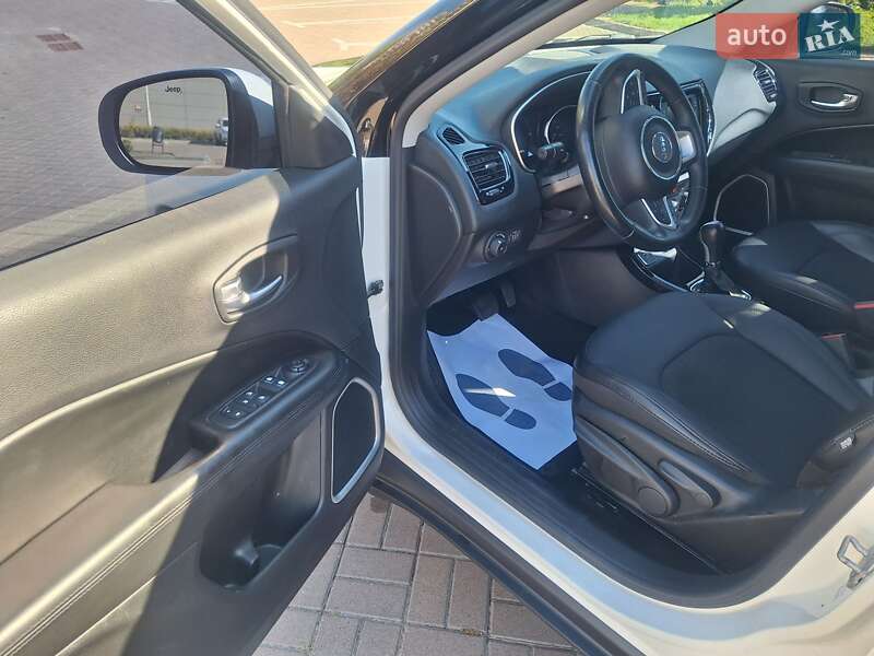 Внедорожник / Кроссовер Jeep Compass 2018 в Киеве