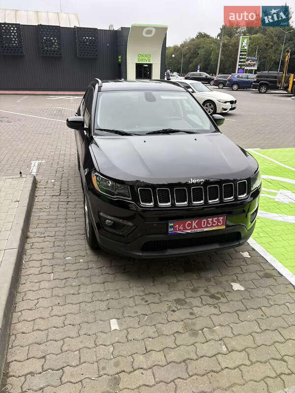 Внедорожник / Кроссовер Jeep Compass 2017 в Львове
