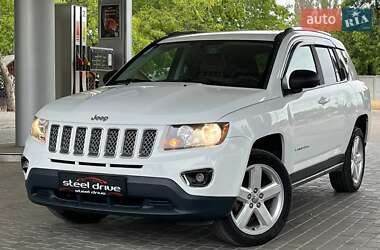 Внедорожник / Кроссовер Jeep Compass 2013 в 