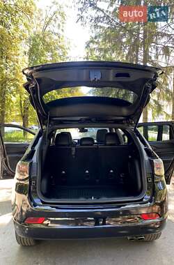Внедорожник / Кроссовер Jeep Compass 2022 в 