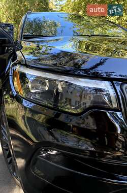 Внедорожник / Кроссовер Jeep Compass 2022 в 