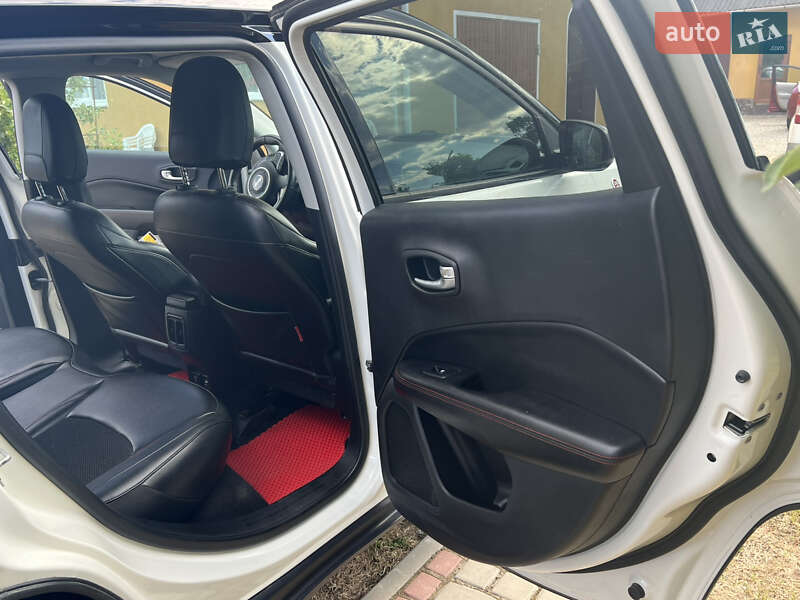 Внедорожник / Кроссовер Jeep Compass 2019 в Ивано-Франковске