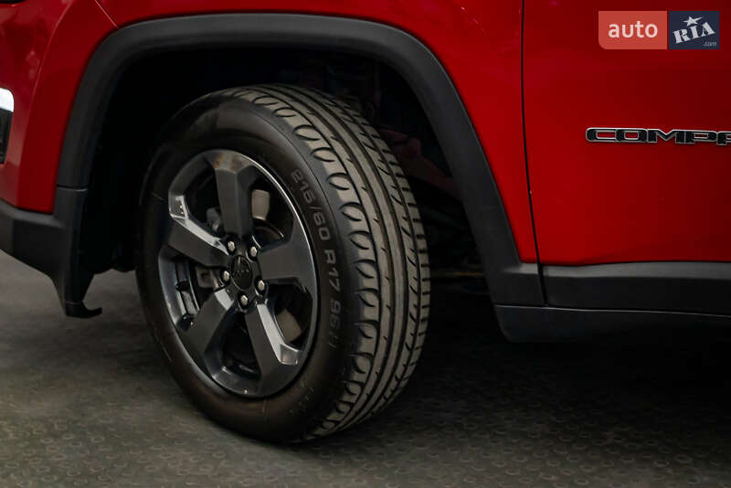 Внедорожник / Кроссовер Jeep Compass 2017 в Киеве