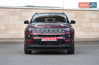 Внедорожник / Кроссовер Jeep Compass 2022 в 
