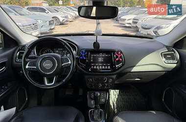 Внедорожник / Кроссовер Jeep Compass 2019 в 