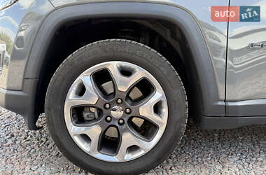 Внедорожник / Кроссовер Jeep Compass 2019 в 