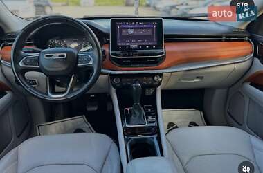 Внедорожник / Кроссовер Jeep Compass 2022 в 