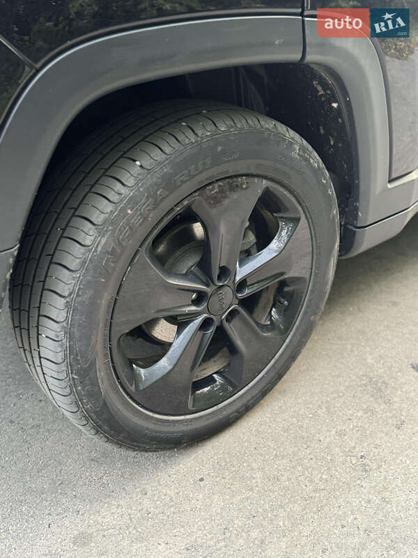 Внедорожник / Кроссовер Jeep Compass 2018 в Дубно