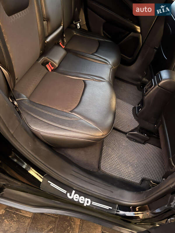 Внедорожник / Кроссовер Jeep Compass 2018 в Дубно
