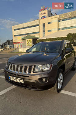 Внедорожник / Кроссовер Jeep Compass 2015 в Харькове