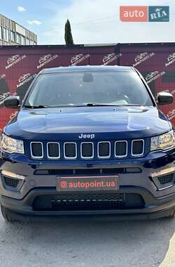 Внедорожник / Кроссовер Jeep Compass 2019 в 