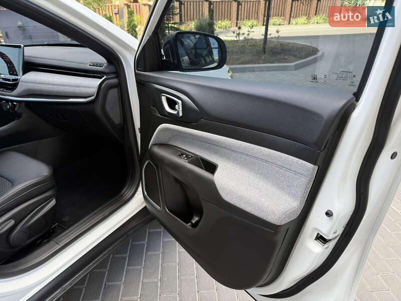 Внедорожник / Кроссовер Jeep Compass 2024 в Полтаве фото 28 Внедорожник / Кроссовер Jeep Compass 2024 в Полтаве