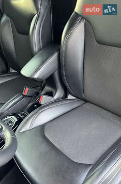 Внедорожник / Кроссовер Jeep Compass 2019 в 
