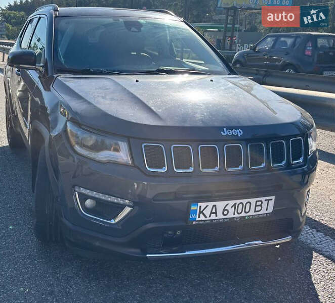 Внедорожник / Кроссовер Jeep Compass 2017 в 