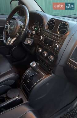 Внедорожник / Кроссовер Jeep Compass 2011 в Золотоноше