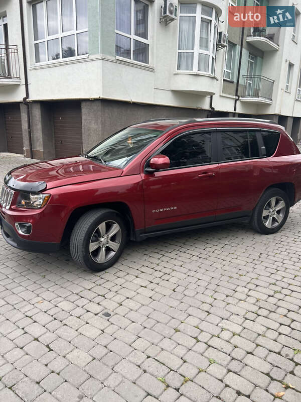 Внедорожник / Кроссовер Jeep Compass 2016 в Ивано-Франковске
