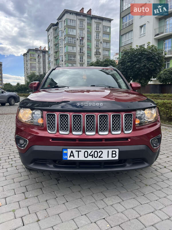 Внедорожник / Кроссовер Jeep Compass 2016 в Ивано-Франковске