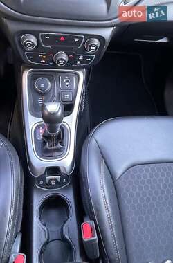 Внедорожник / Кроссовер Jeep Compass 2019 в 