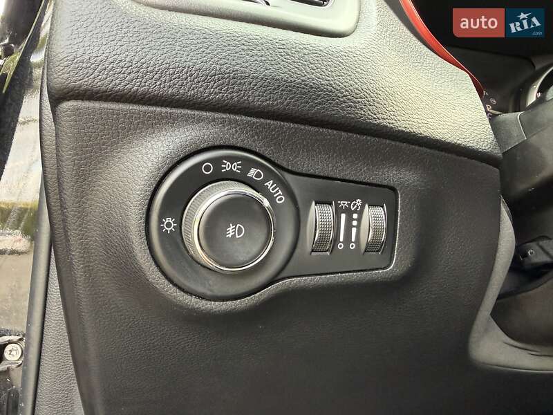 Внедорожник / Кроссовер Jeep Compass 2018 в Днепре