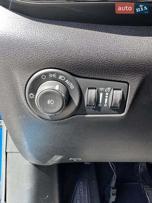 Внедорожник / Кроссовер Jeep Compass 2023 в Белогородке