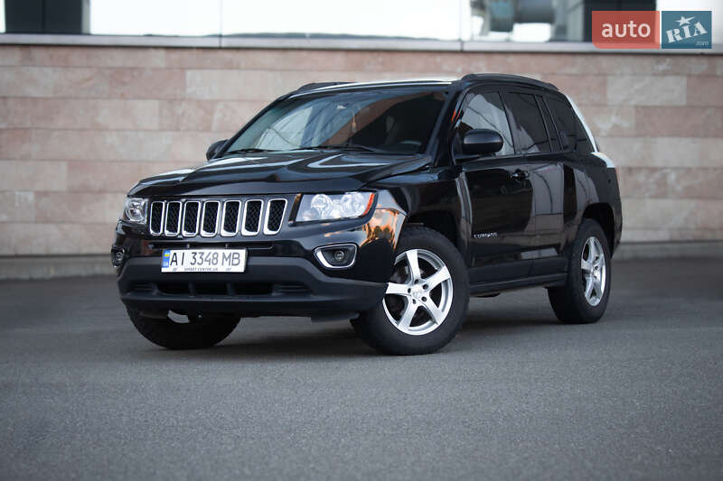 Внедорожник / Кроссовер Jeep Compass 2014 в 