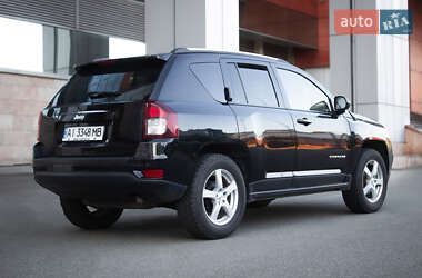 Внедорожник / Кроссовер Jeep Compass 2014 в 