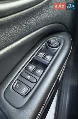 Внедорожник / Кроссовер Jeep Compass 2019 в 