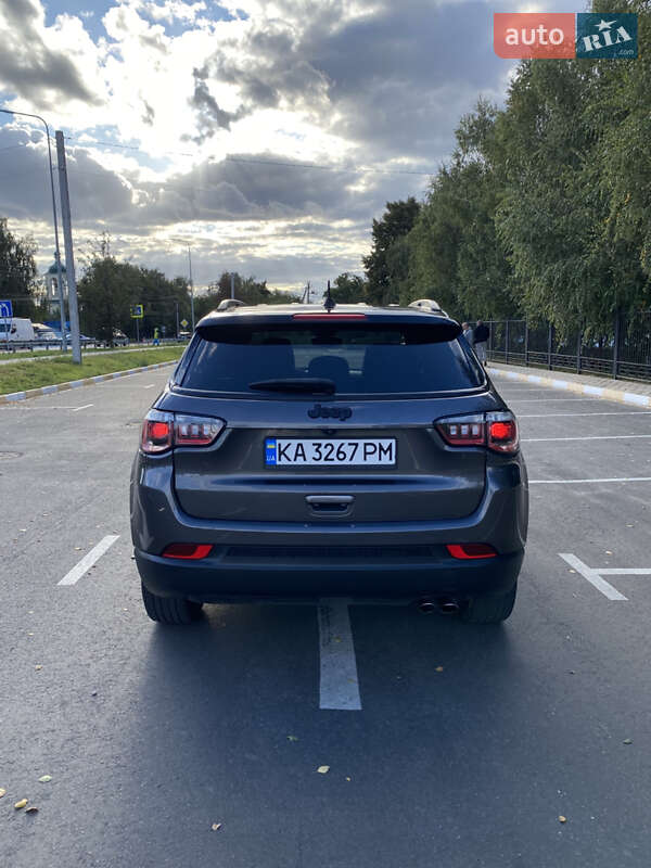 Внедорожник / Кроссовер Jeep Compass 2022 в Киеве