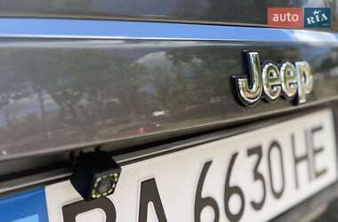 Внедорожник / Кроссовер Jeep Compass 2015 в 