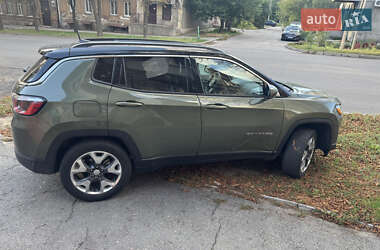 Внедорожник / Кроссовер Jeep Compass 2020 в 