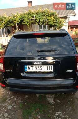 Внедорожник / Кроссовер Jeep Compass 2013 в 