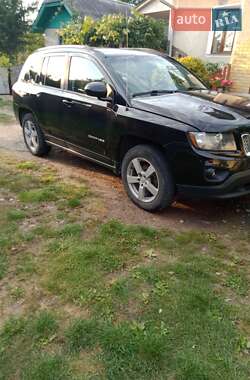 Внедорожник / Кроссовер Jeep Compass 2013 в 