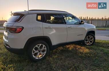 Внедорожник / Кроссовер Jeep Compass 2024 в 