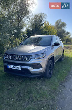 Внедорожник / Кроссовер Jeep Compass 2022 в Киеве