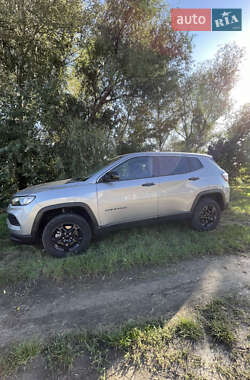 Внедорожник / Кроссовер Jeep Compass 2022 в 