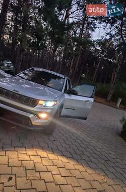 Внедорожник / Кроссовер Jeep Compass 2024 в 