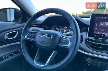 Внедорожник / Кроссовер Jeep Compass 2022 в 