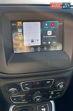 Внедорожник / Кроссовер Jeep Compass 2017 в 